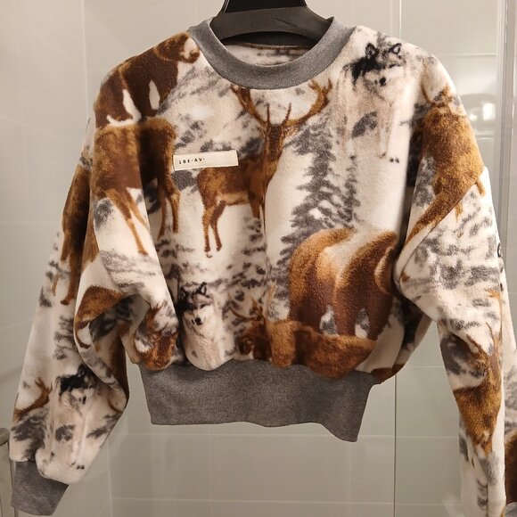 Vintage Tops - Vintage Cropped Fleece Wildlife Top